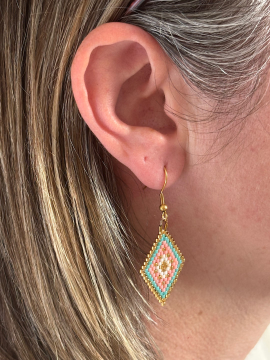Boucles d'oreilles losanges tissées en perles Miyuki