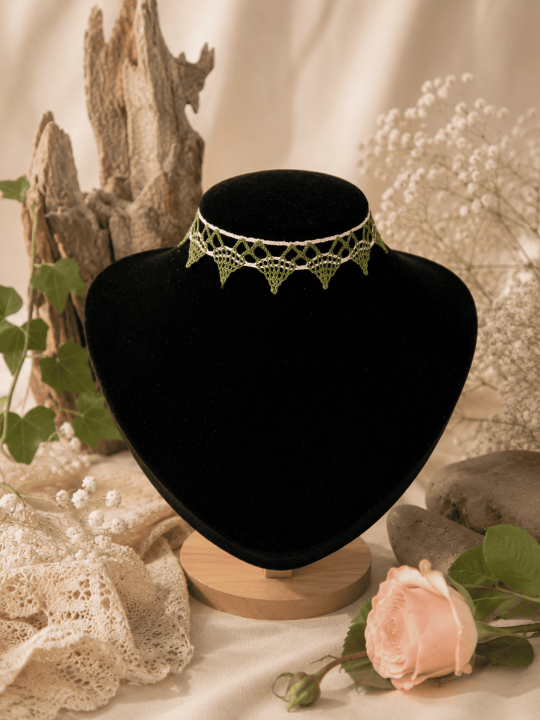 Un choker romantique bohème chic