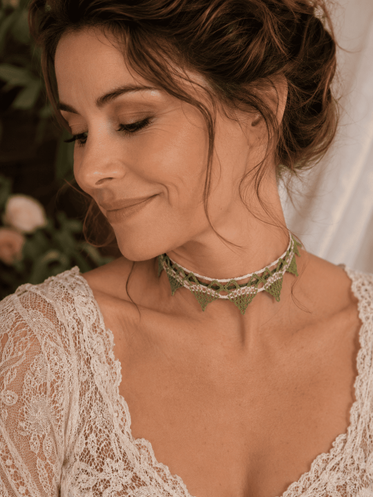 Un choker romantique bohème chic
