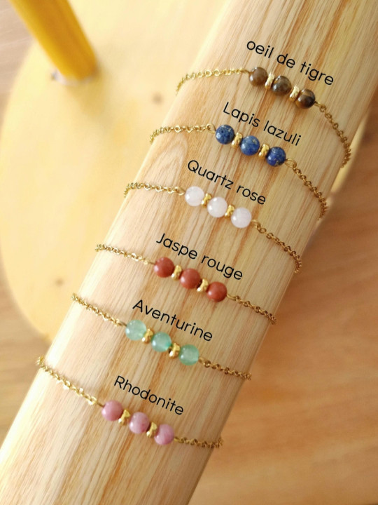 Bracelet en acier inoxydable doré à l'or fin 18K et pierres naturelles au choix 