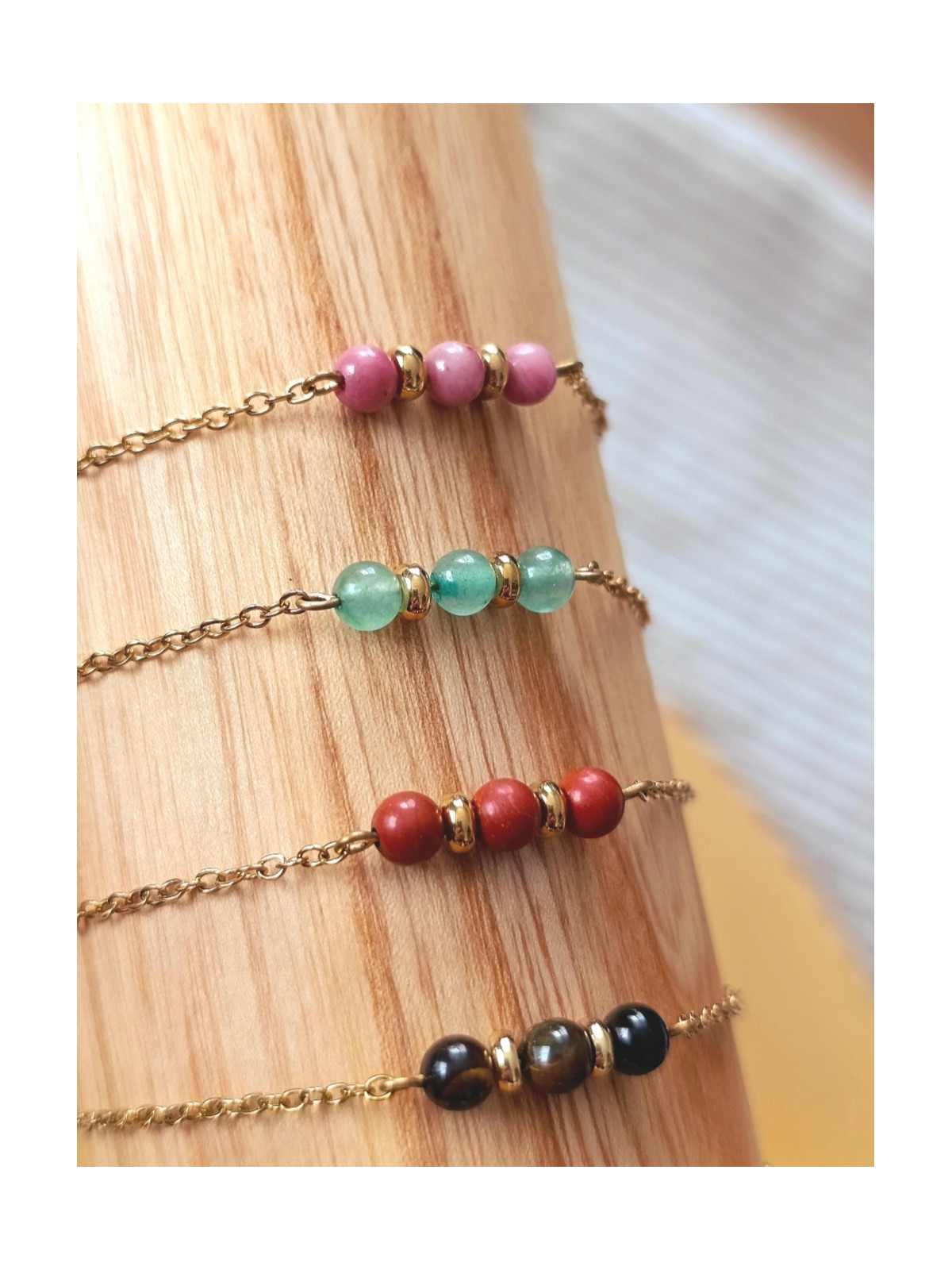 Bracelet en acier inoxydable doré à l'or fin 18K et pierres naturelles au choix 