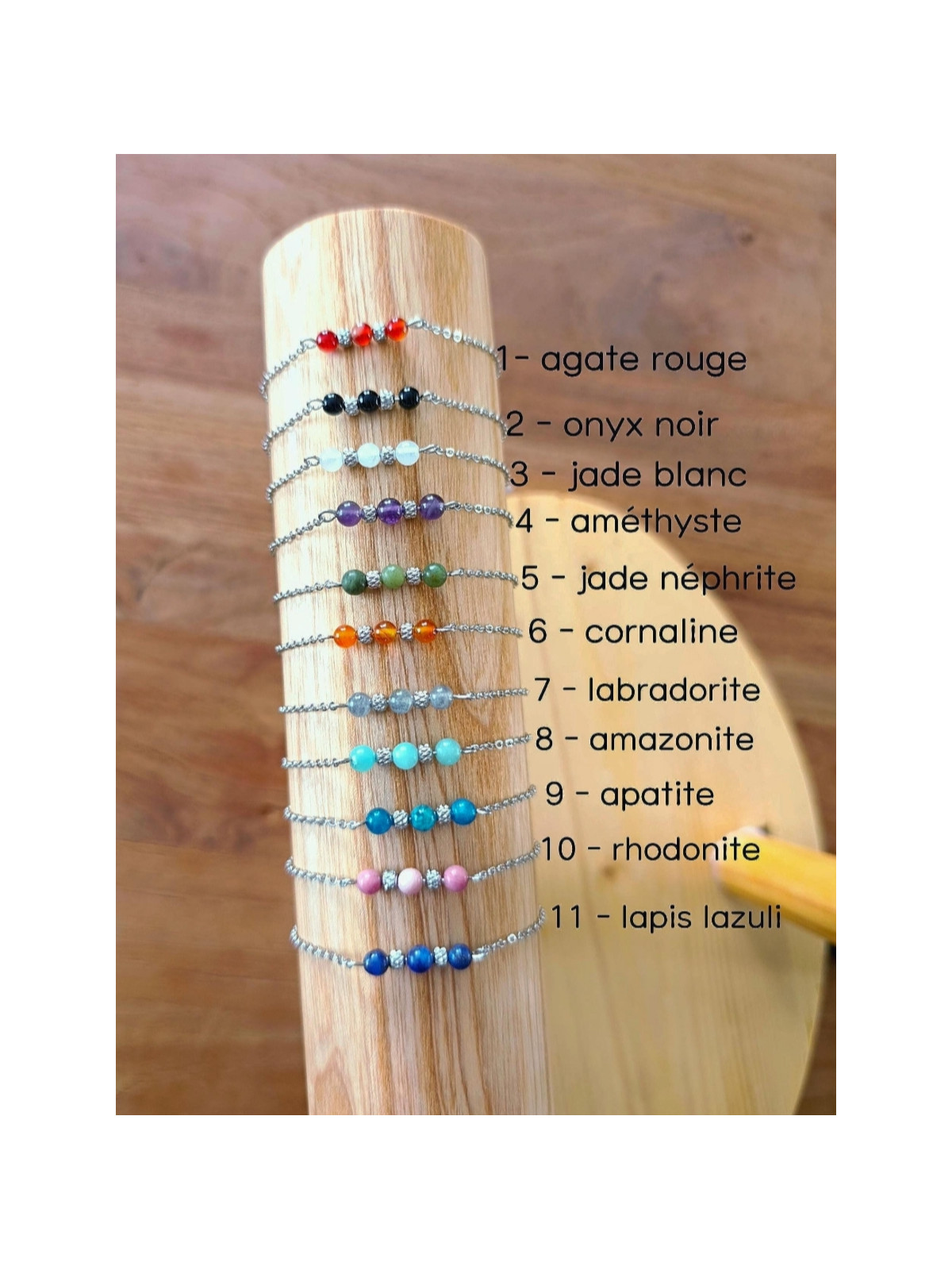 Bracelet en pierres naturelles sur chaîne en acier inoxydable argent rhodié