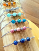 Bracelet en pierres naturelles sur chaîne en acier inoxydable argent rhodié