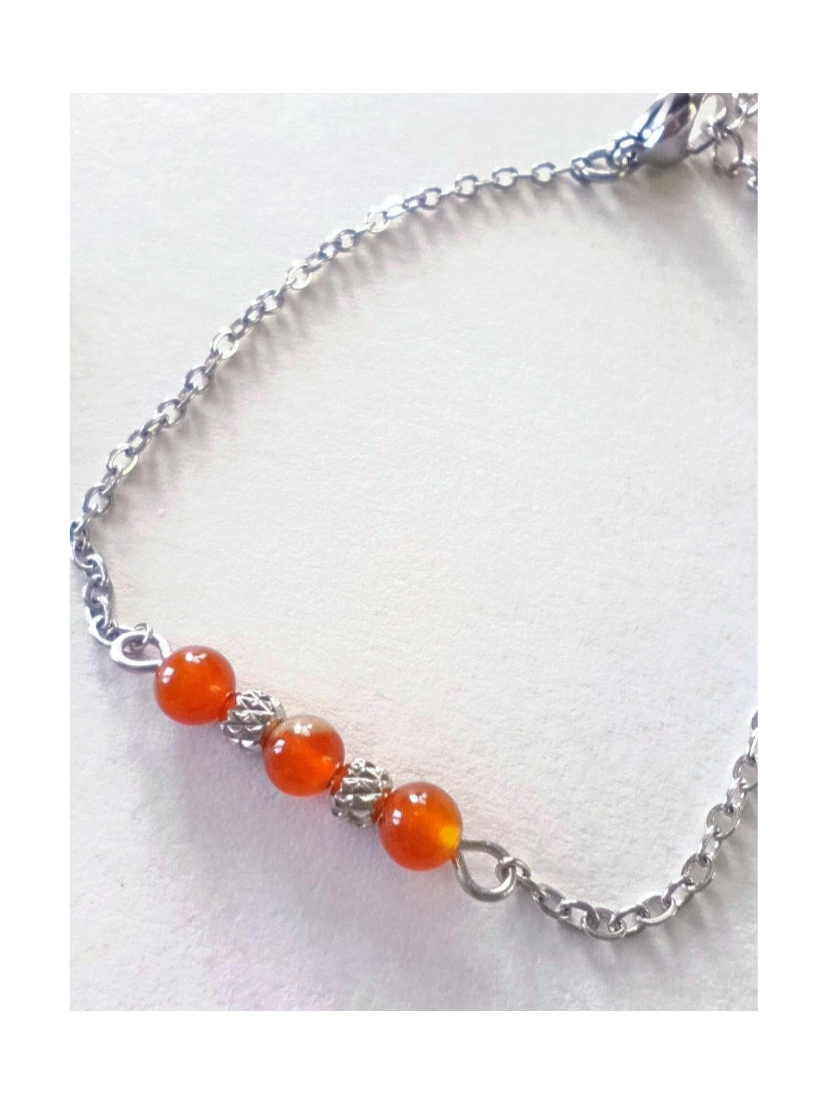 Bracelet en pierres naturelles sur chaîne en acier inoxydable argent rhodié