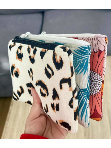 Petite pochette matelassée zippée – 12x18 cm – 106 tissus au choix - Rangement bijoux, médicaments, papiers, accessoires