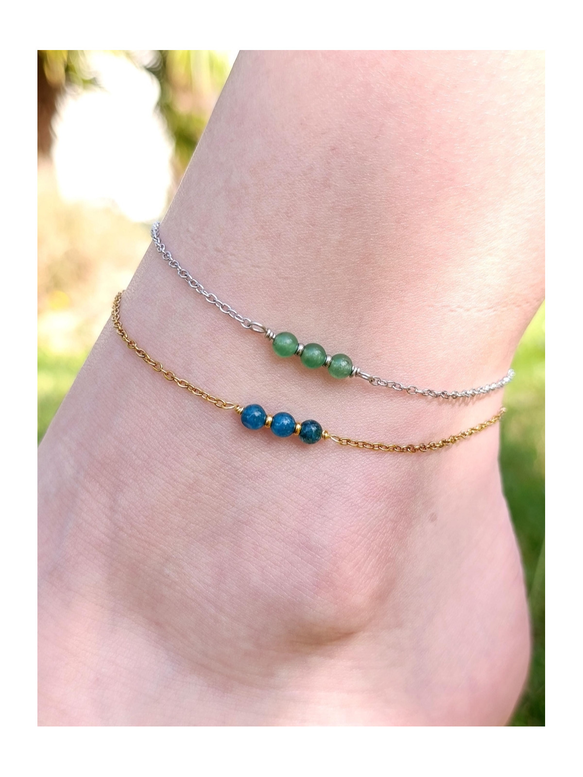 Bracelet de cheville acier inoxydable plaqué or 18K ou argent rhodié et pierres naturelles