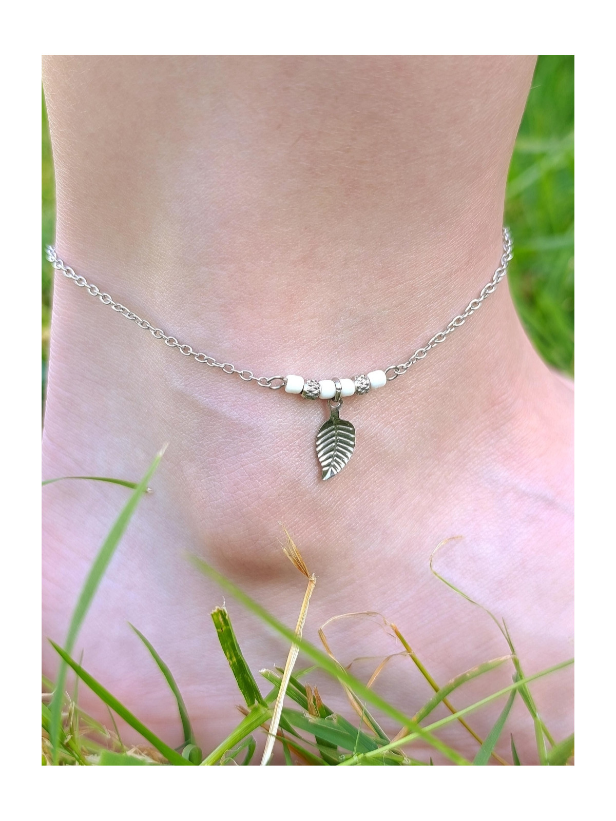 Bracelet de cheville en acier inoxydable doré or 18 carats ou argent rhodié avec breloque feuille