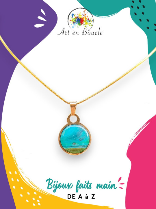 Collier rond artisanal en laiton et sa perle de tableau bleu vert