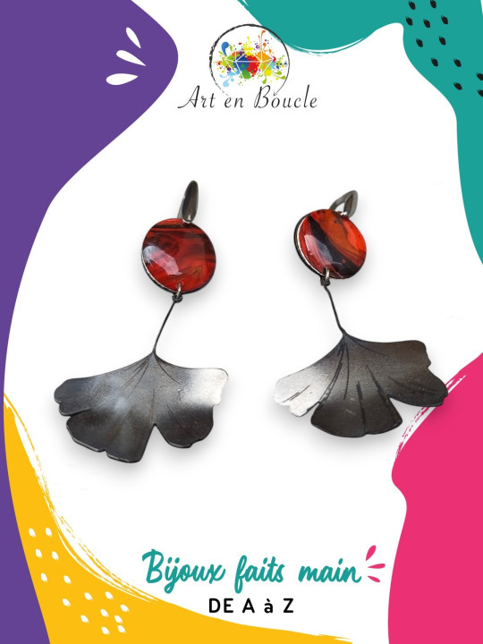 Boucles d'oreilles Gingko longues artisanales en acier inoxydable et perles de tableau rouge et noir