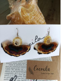 Boucle d'oreilles en coquillage et plumes naturelles