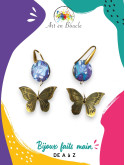 Boucles d'oreilles Papillon artisanales en laiton et perles de tableau violet et bleu cellule