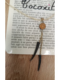 Collier en crin de cheval et pendentif en coquillages