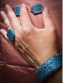 Parure artisanale bleue effet céramique | Bague, bracelet, boucles