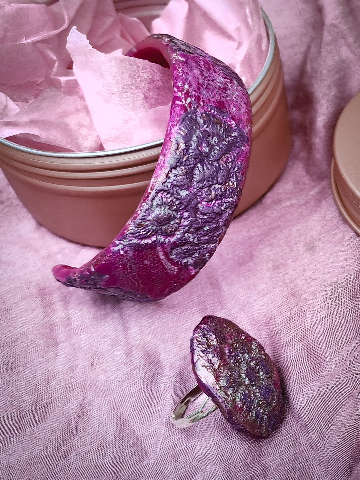Parure violette bohème chic artisanale pièce unique femme