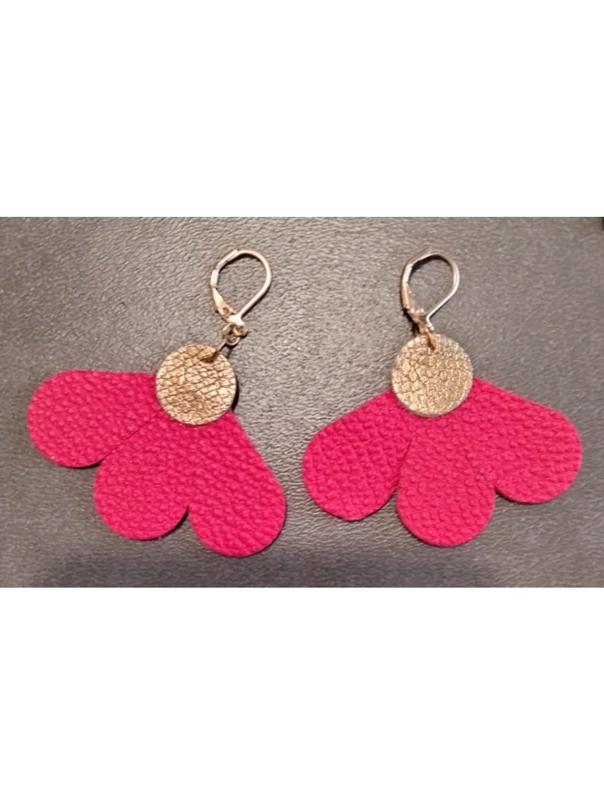 Boucles d'oreilles demi-fleur