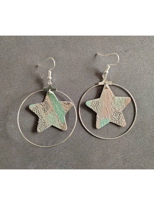 Boucles d'oreilles anneaux avec étoile