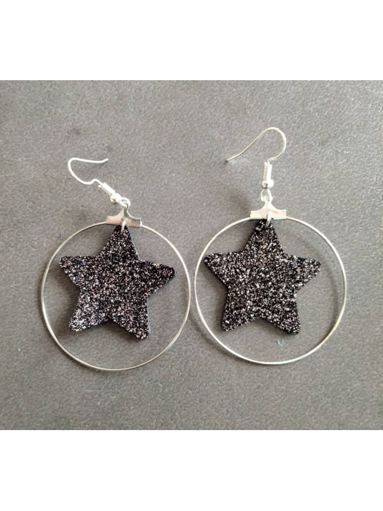 Boucles d'oreilles anneaux avec étoile
