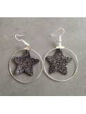 Boucles d'oreilles anneaux avec étoile