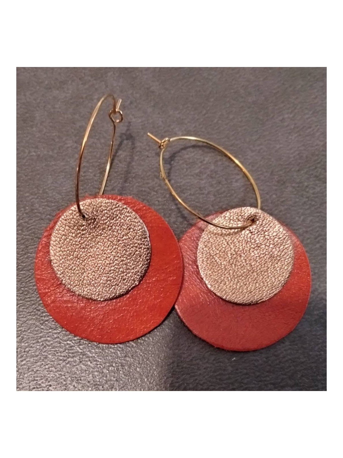 Boucles d'oreilles anneaux avec rond