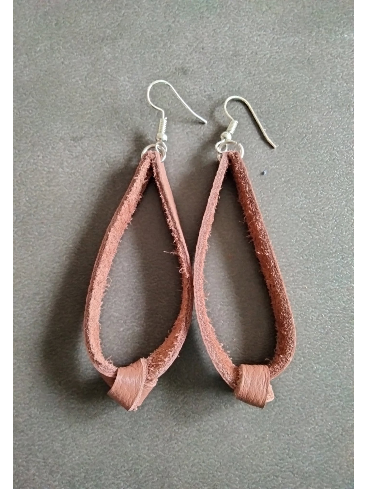 Boucles d'oreilles noeuds en cuir