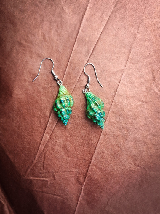 Boucles d'oreilles coquillage vert peint à la main - Argent 925