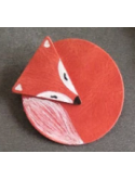 Broche en cuir renard