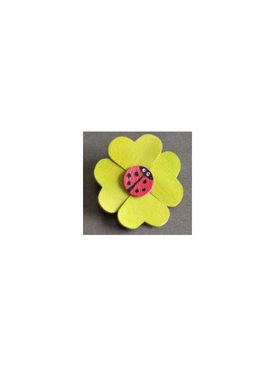 Broche en cuir trèfle à 4 feuilles