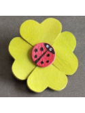Broche en cuir trèfle à 4 feuilles