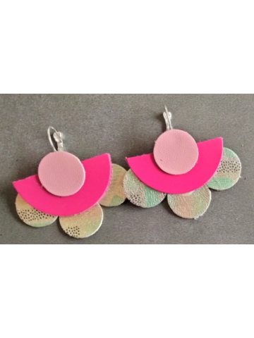Boucles d'oreilles demi-fleur