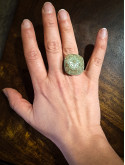 Bague fleur vert patine cuivrée – Argile polymère – Laiton finition bronze – Bijou bohème fait main