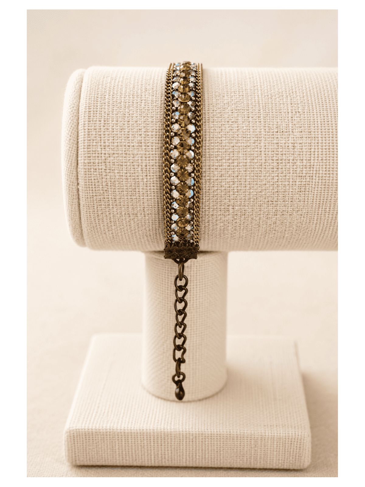 Bracelet femme strass dorés – Bijou bohème chic élégant
