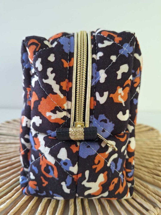 Trousse de toilette à compartiments 