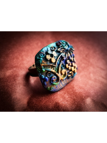 Bague fleurie artistique sculptée bleu vert doré – Pièce unique artisanale
