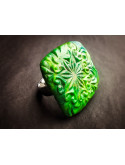 Bague fleur verte artisanale – Réglable et pièce unique