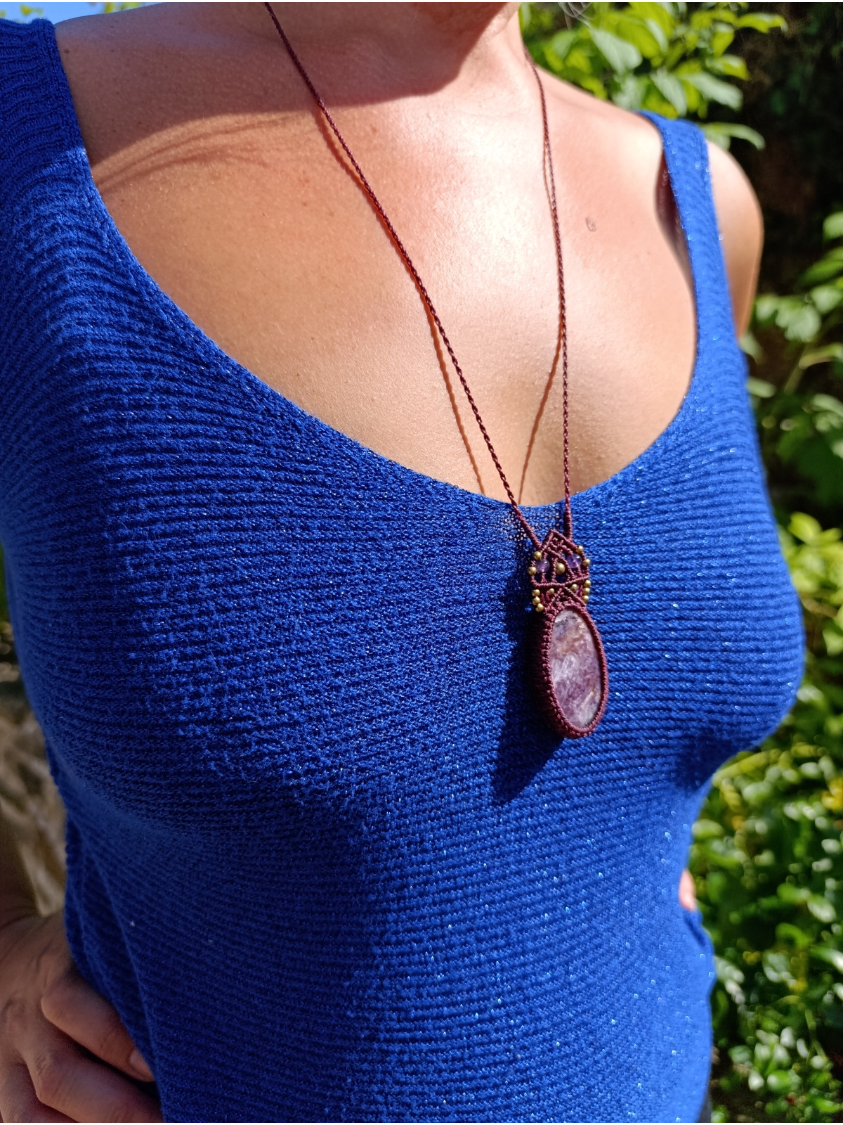 collier micromacramé pierre charoïte