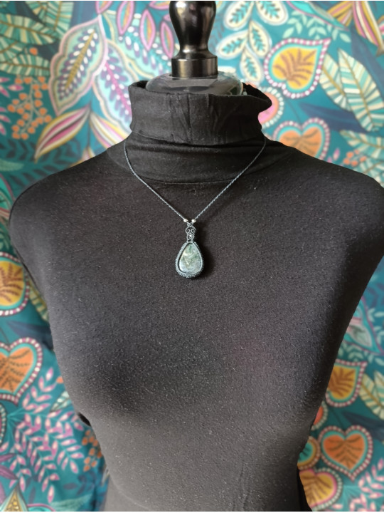 collier micromacramé pierre agate mousse