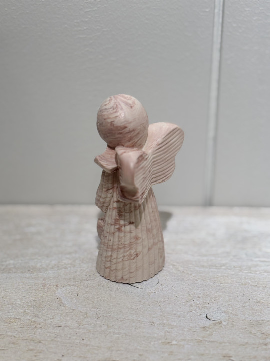 Figurine ange cœur marbré rouge