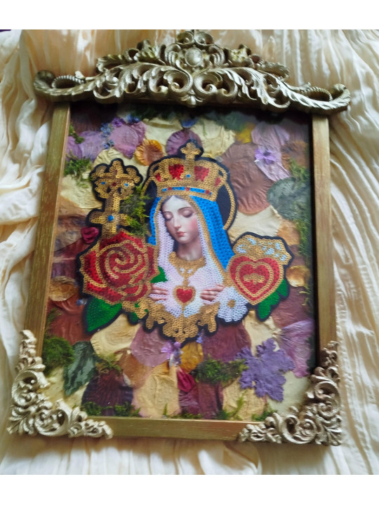 Vierge dorée