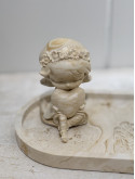 Figurine fillette cœur 