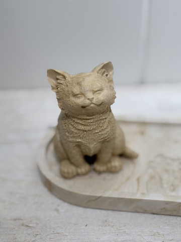 Figurine chat marbré beige
