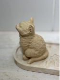 Figurine chat marbré beige