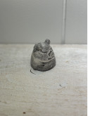Petite figurine ourson noir