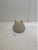 Petite figurine ourson kaki