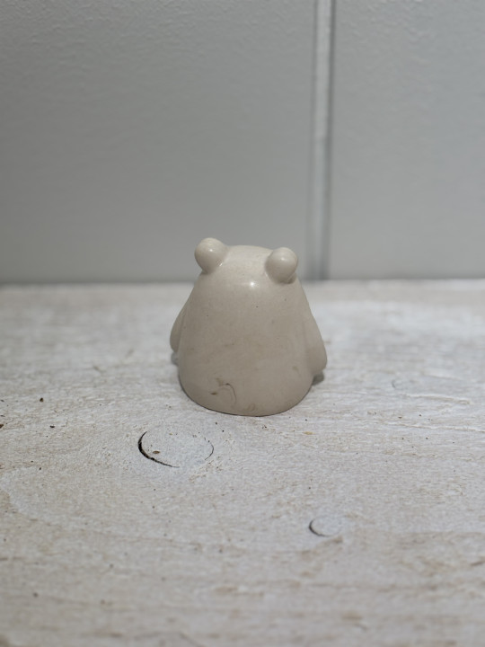 Petite figurine ourson beige 