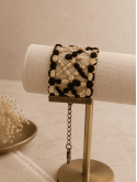 Bracelet manchette brodé noir et doré Bijou bohème chic femme ajustable