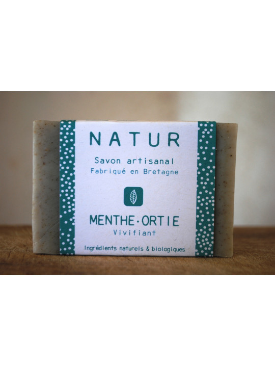 Savon à la menthe poivrée et à l'ortie