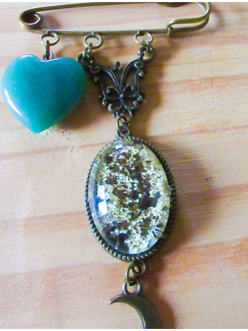Broche  lune protection et abondance