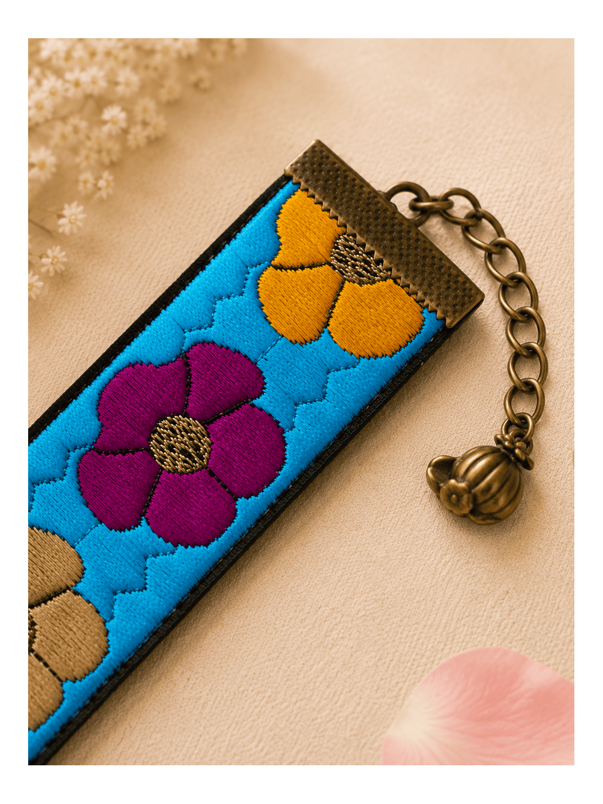 Bracelet Fleuri Bleu Turquoise Bohème Chic – Bijou Artisanal Tissé
