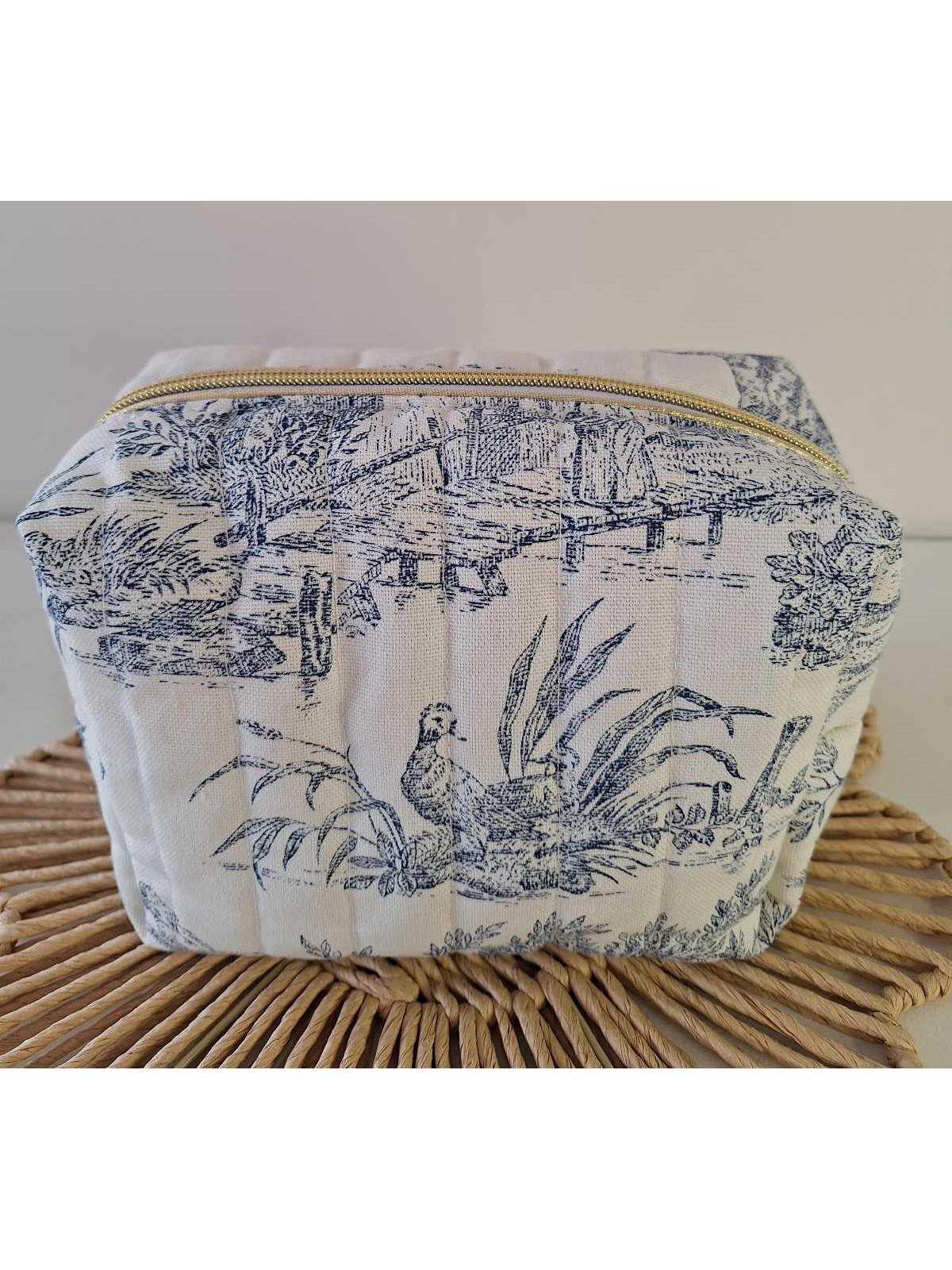 Trousse de toilette à compartiments