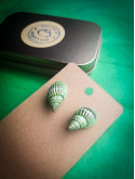 Boucles d'oreilles puces en coquillages naturels vert doré | Argent 925